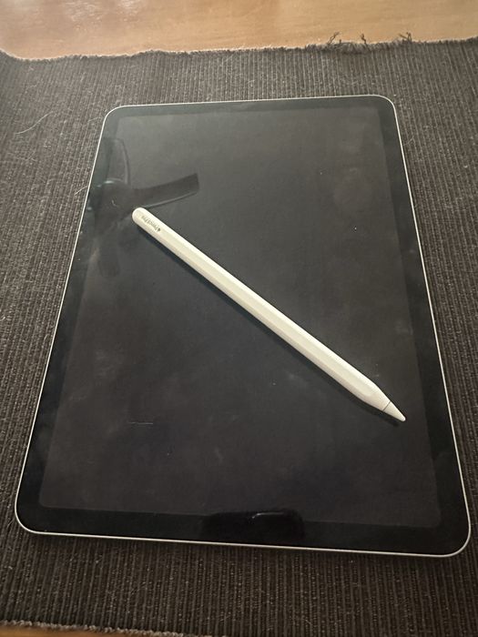 iPad Air 11’ (M2) + Apple Pencil Pro