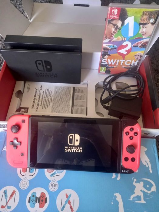 Nintendo Switch V1 completo na caixa com jogo e acessórios