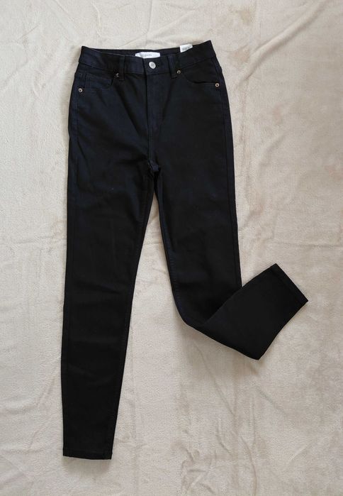 Reserved Jeansy Czarne NOWE 36