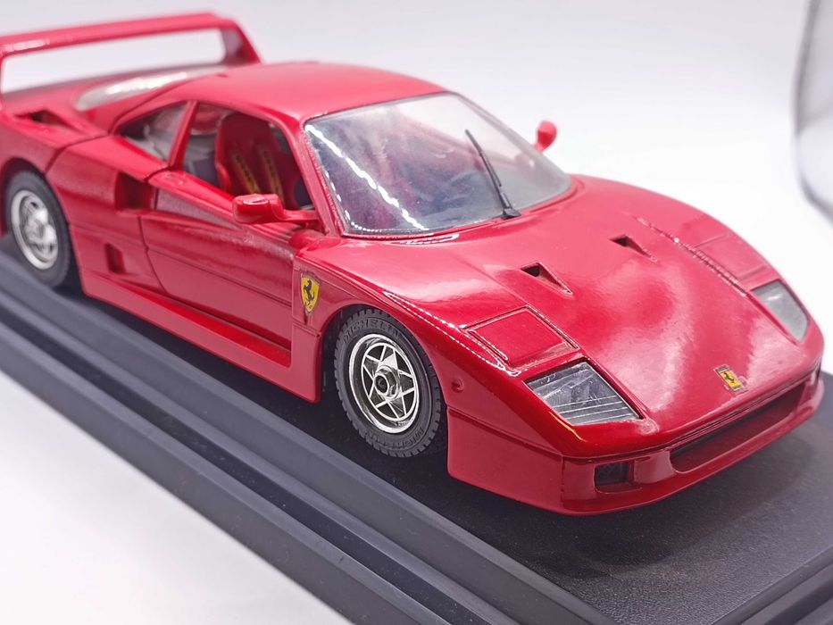 Model Burago Ferarri F40 1987 COD1542 1/24 Bijoux Collectio 698/03/25L