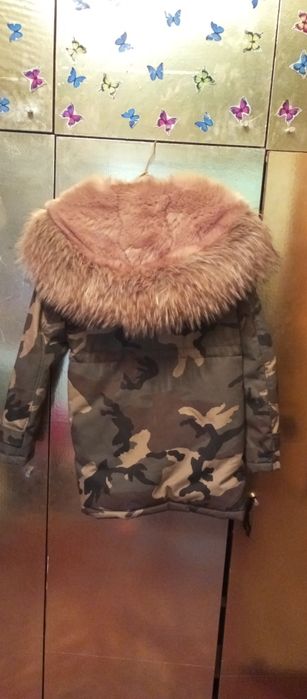Куртка теплая,в идеальном состоянии