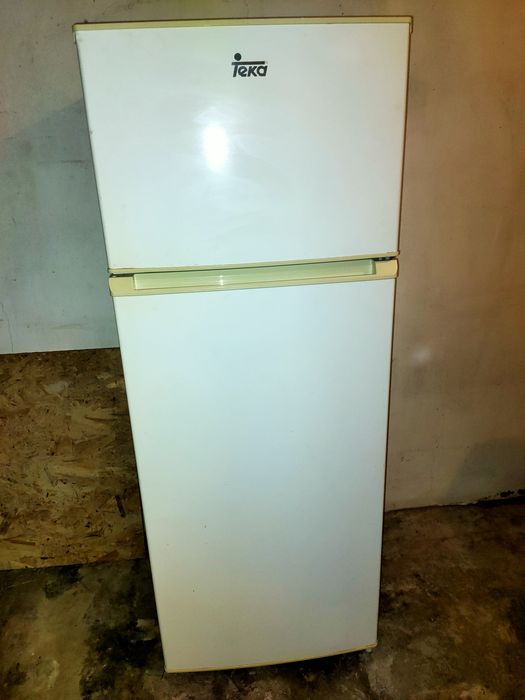 Frigorífico a funcionar perfeitamente.
Não aceito pagamento online e d