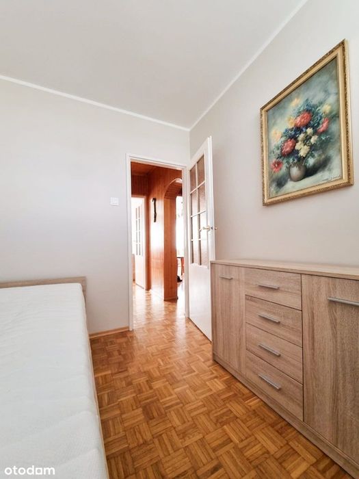 Trzypokojowe mieszkanie  na Bartodziejach w dobrej lokalizacji !!