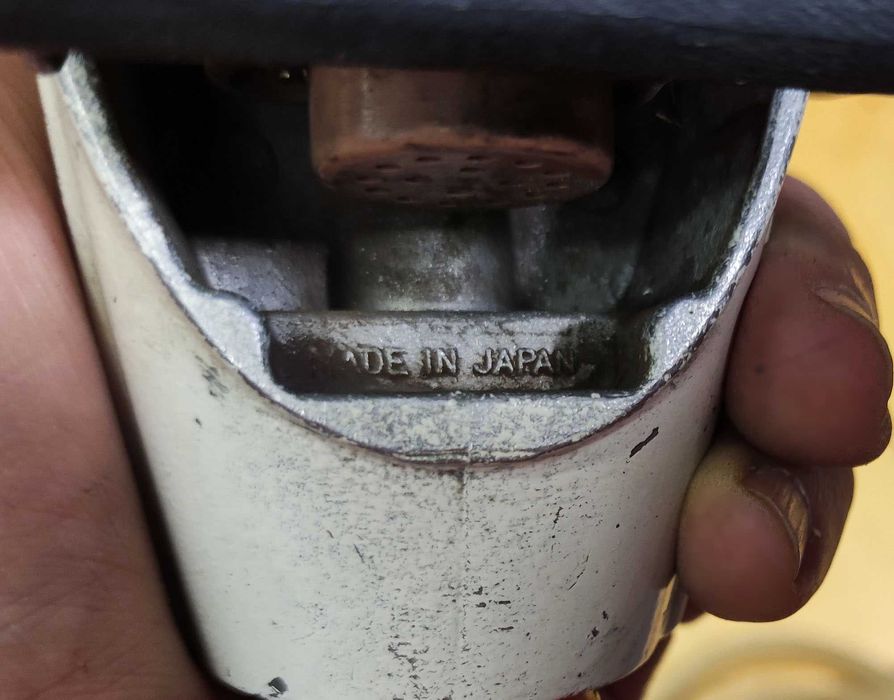 Japońska szlifierka pneumatyczna Nitto-Kohki Linear Sander [060]