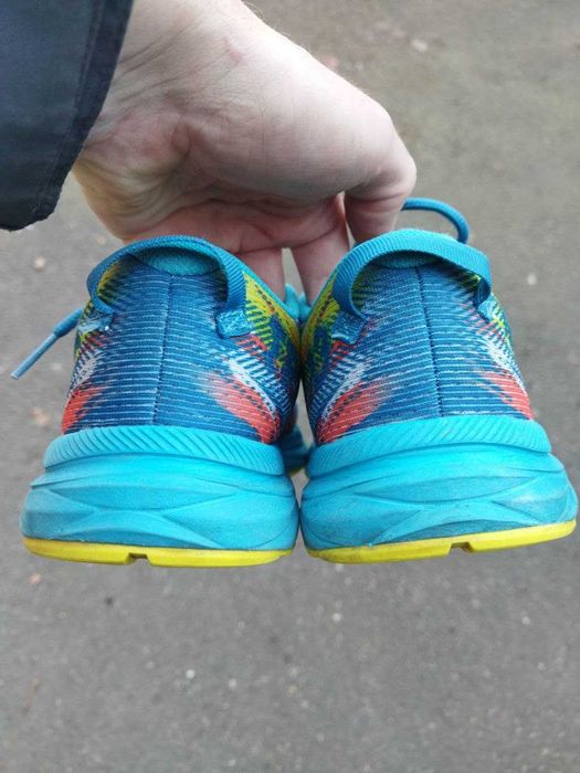 23,5 см дитячі кросівки Asics Gel-Noosa TRI 13 GS кроссовки детские