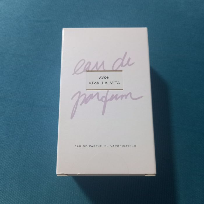 Avon Viva la Vita