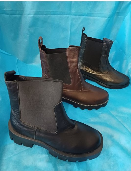 Продам жіноче взуття,демі