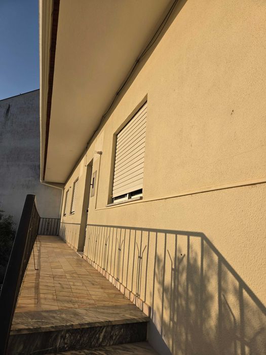 Aluga-se T2 -  Castelo Branco (perto Modelo)