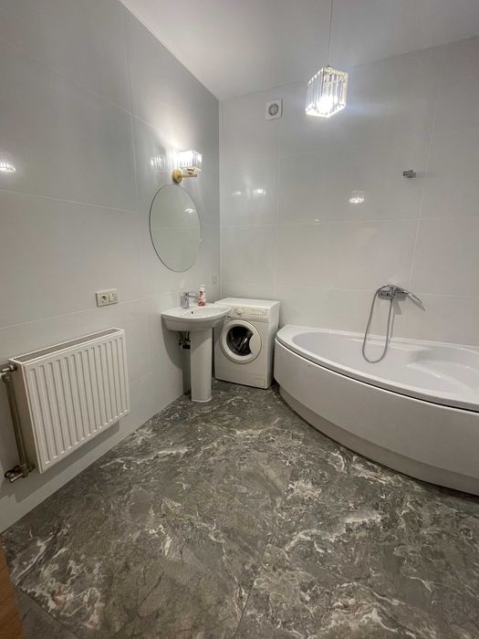 Аквапарк,,Карпатія,,200м, затишні апартаменти  в парковій зоні.центр