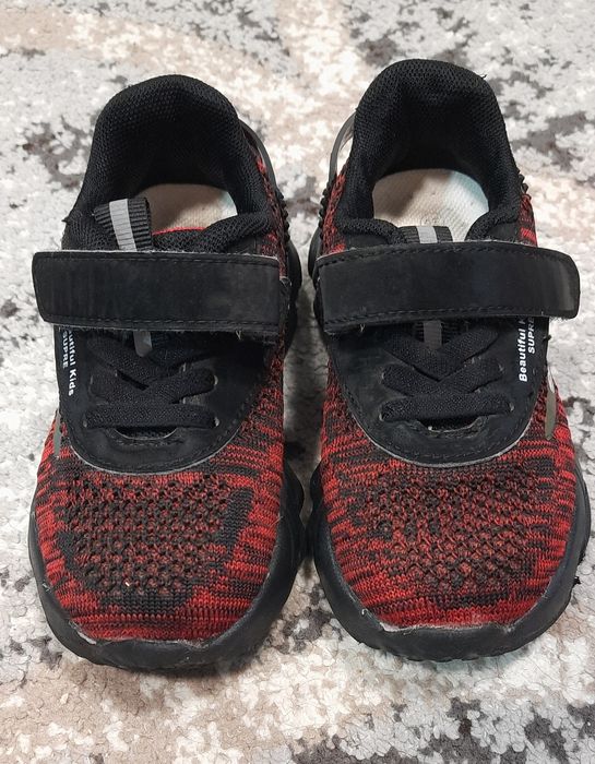 Кросівки на хлопчика 25 26 розмір