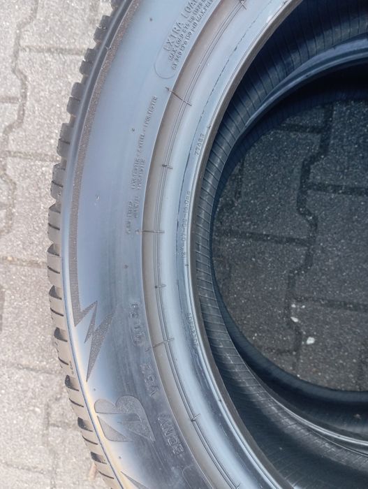 4szt zima opony Bridgestone blizzak  235/50/19 103V XL