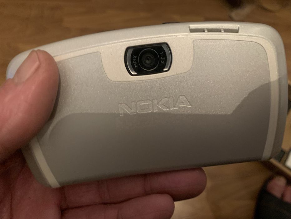 Телефон комуникатор нокиа 9000!