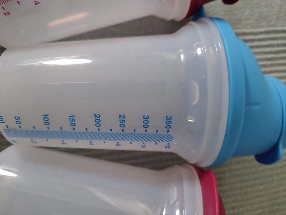 Shaker's  450ml e 600ml tupperware novos