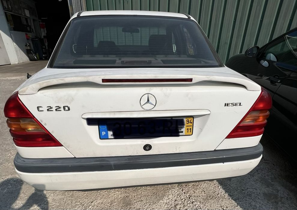 Mercedes-Benz C220d