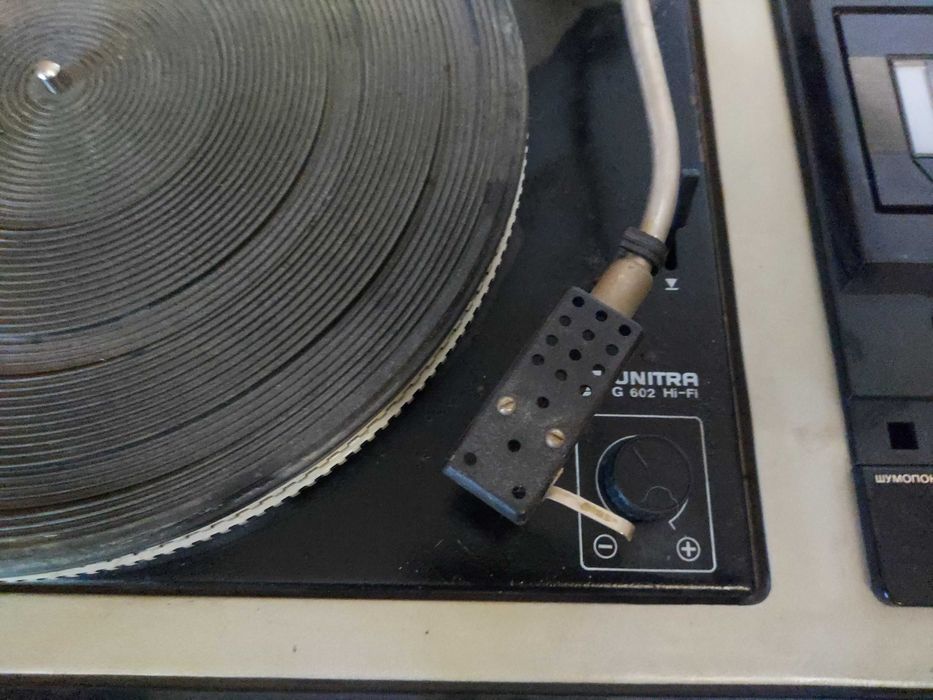 Магнитофон + вертушка ВЕГА 119 стерео