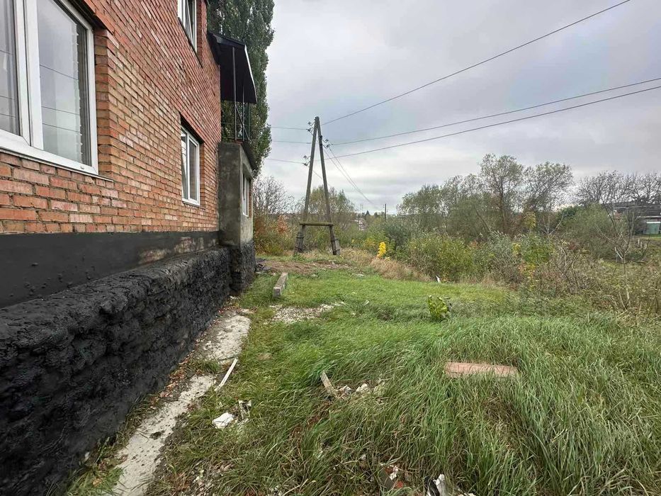 Продаж будинку з ділянкою на 10 соток, 440.9 кв. м, Жмеринка