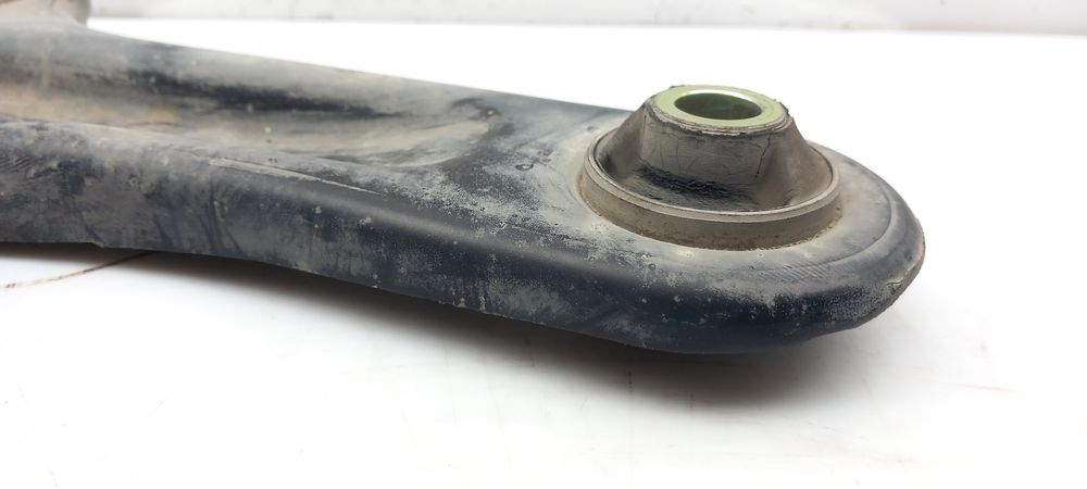 Braço de suspensão frente esquerdo PEUGEOT 208