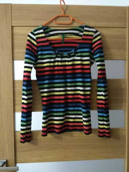 Kolorowy sweterek
