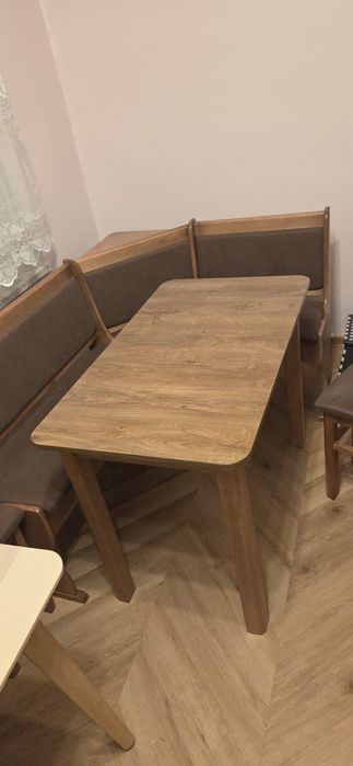 Narożnik kuchenny, stół, taborety AW Meble