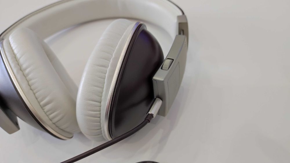 Auscultadores POLK Buckle usado