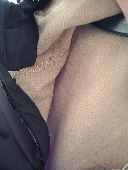 Nowa kurtka sportowa Campus