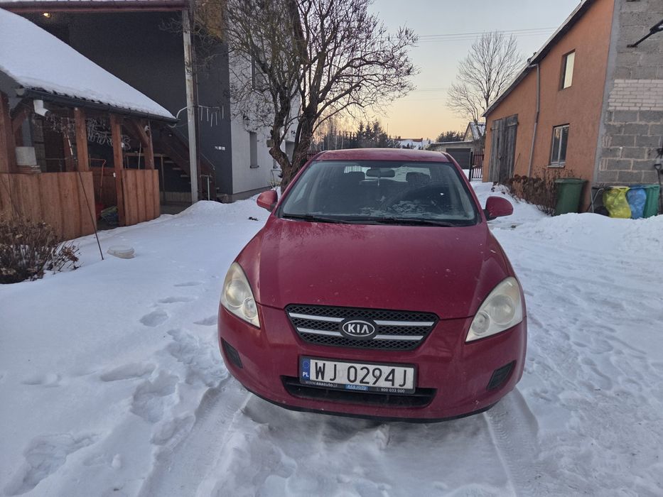 Kia ceed 2007 1.4 109 km uszkodzony silnik