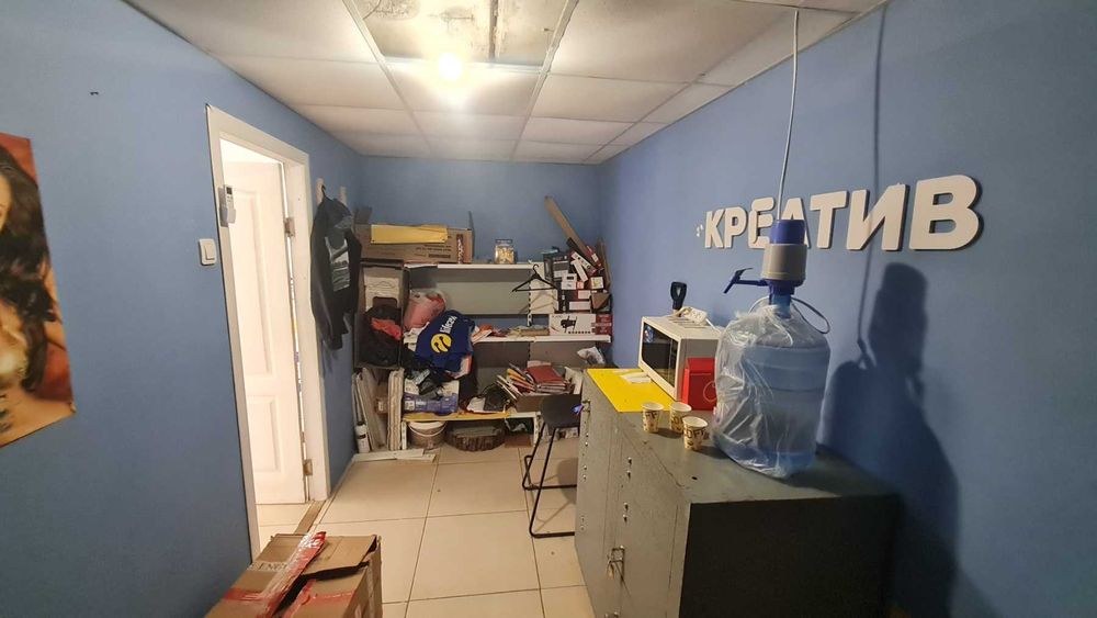 Фасад! Оренда приміщення 46,3 кв.м в ТЦ м. Апостолове, Центральна