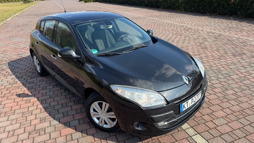 Renault Megane 1.6 Benzyna Klimatronik Bezkluczykowy 6 Bieg Tempomat OPŁACONY