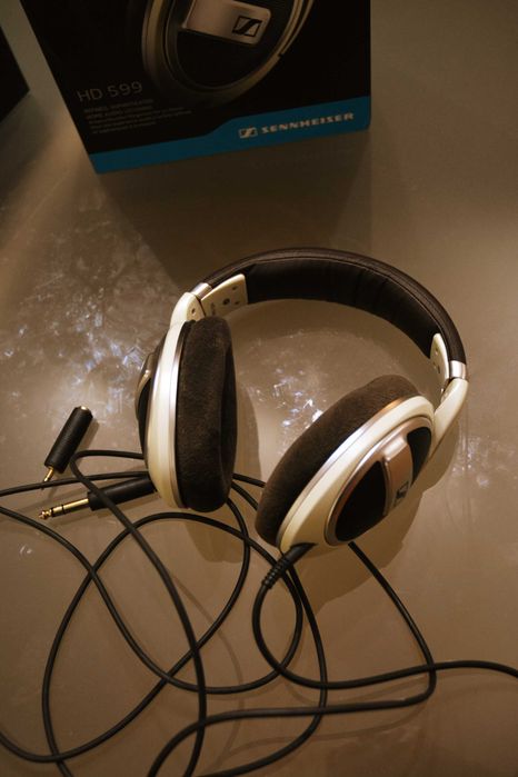 Auscultadores Sennheiser HD 599