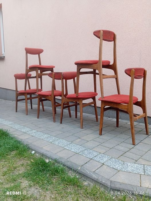 Krzesła PRL Hałas Transport