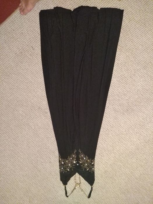 Вечірня сукня для фотосесії 42-44р, з вишивкою, камінням