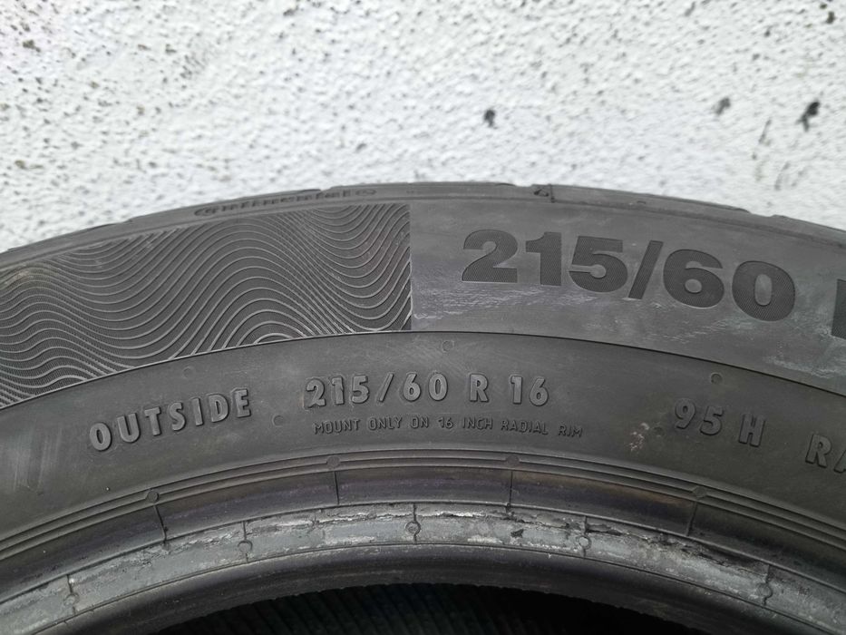 215/60/16 95H Continental ContiPremiumContact 5 D.1323