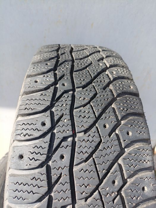 Шини Зима 215/60 R 17