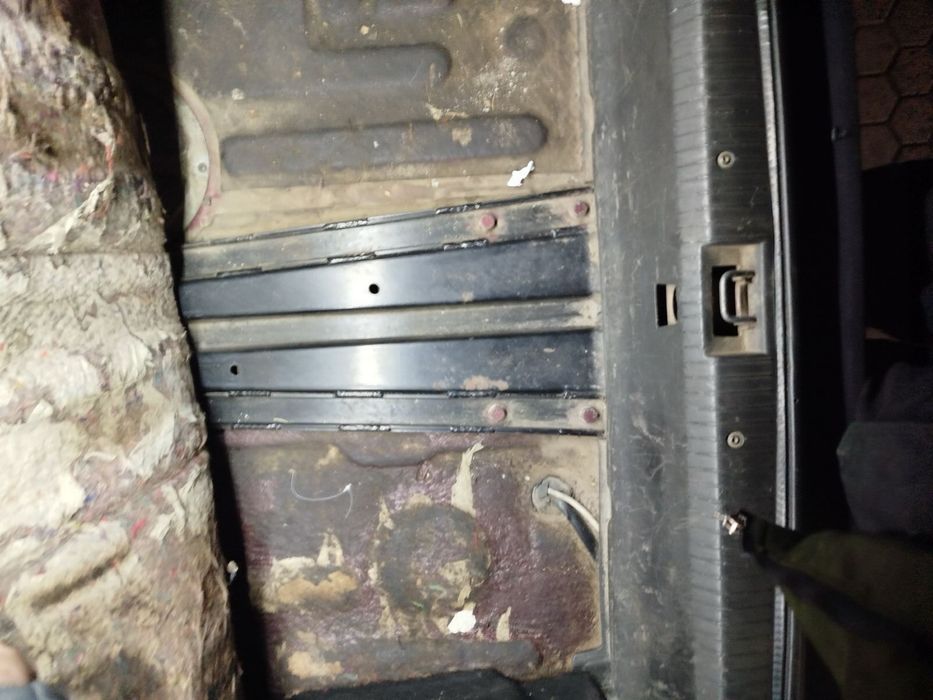 Opel omega b 2000 рік 2 л бензин