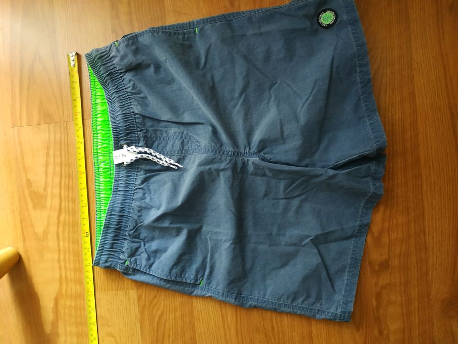 Шорти, юбка для жінок