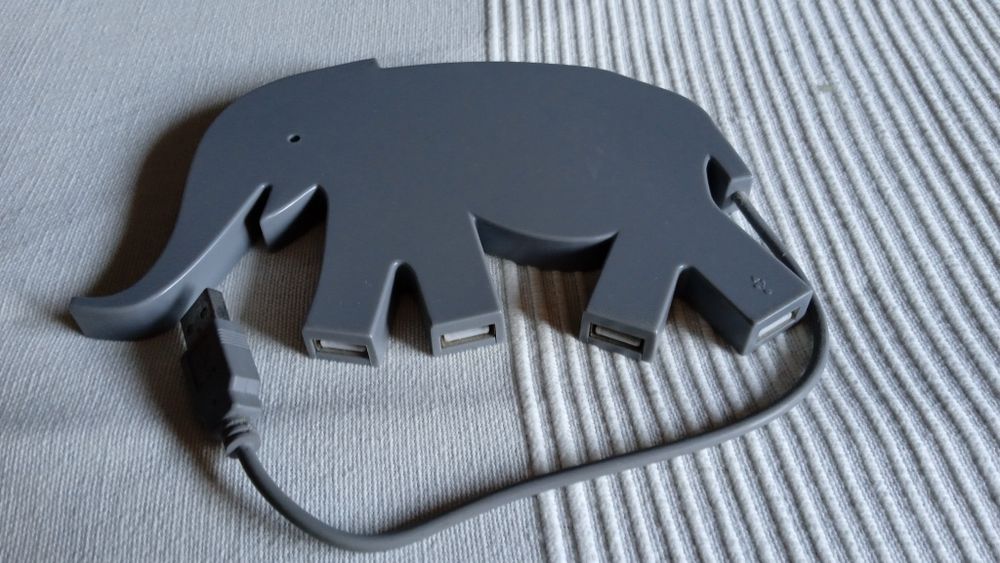 Labtec Webcam Plus + extensão USB