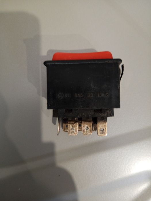 Мерседес ботинок 207-410 переключатель печки  кнопка аварийки