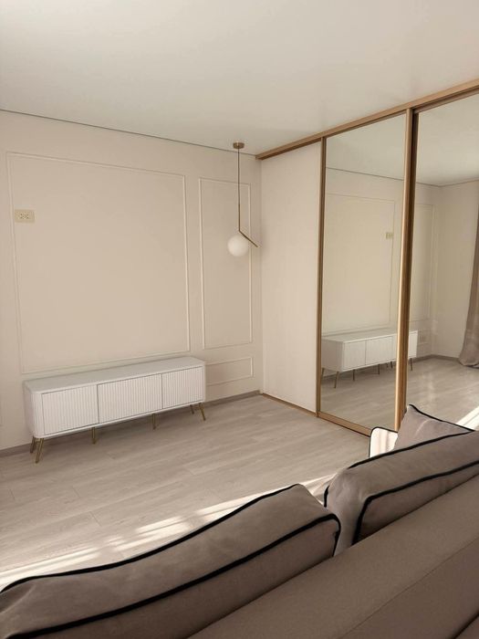 Продаж! 1но кімнатна з ремонтом