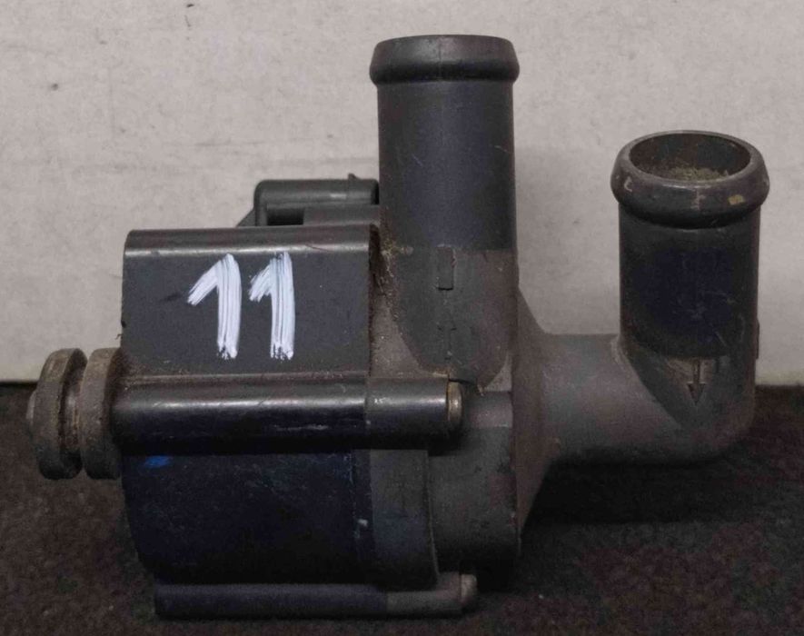 Bomba Água Adicional 5N0965561 - VW GOLF VI