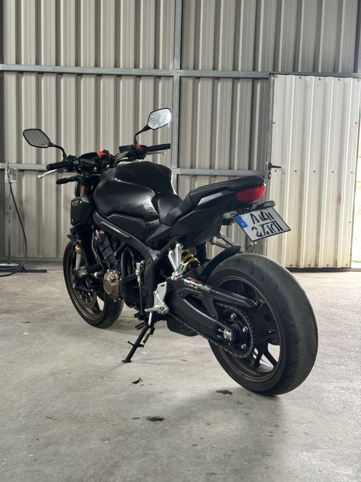 Honda CB650r 2021 70kw