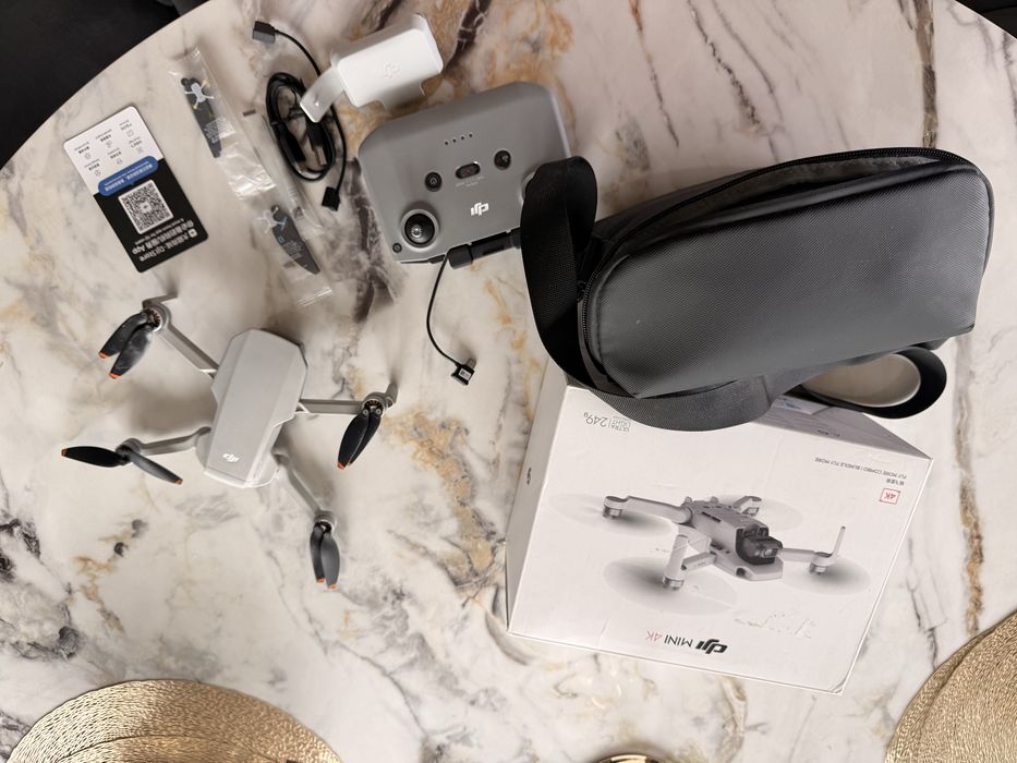 Dron dji mini 4k