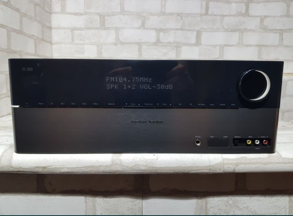 AV Cтерео ресивер HARMAN KARDON AVR 3390+1,  2 х 80 Вт 
AV ресивер HAR