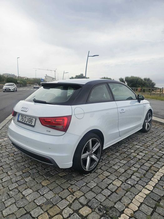Vende-se Audi A1 - S Line- Viatura económica