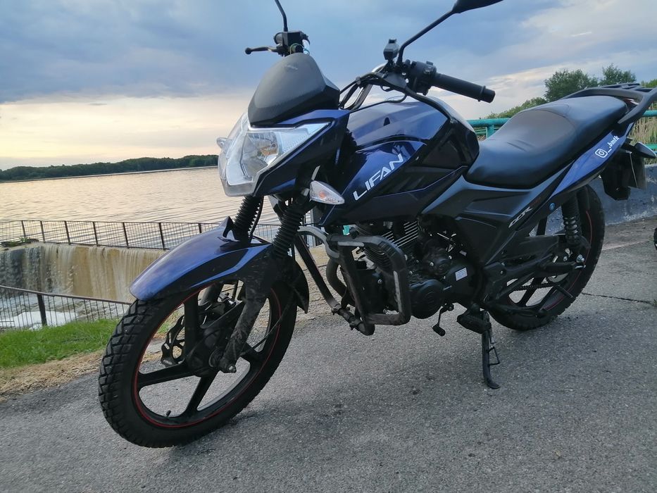 Продам мотоцикл Lifan1502e