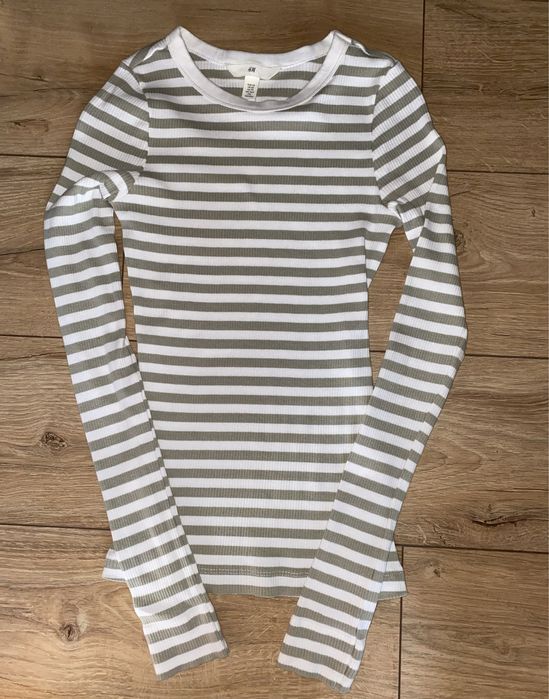 Смугастий лонгслів в рубчик H&M