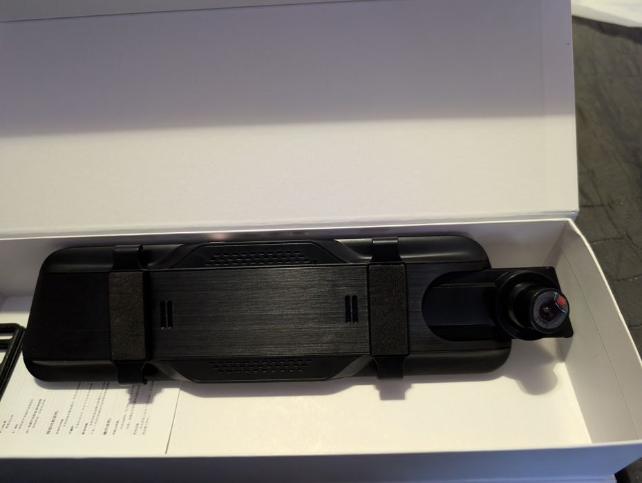 Дзеркало  відеореєстратор з камерою заднього виду