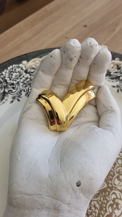 Broszka vintage, Monet