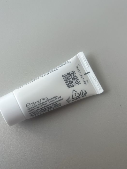balsam regenerujący La Roche-Posay Lipikar Baume AP+M