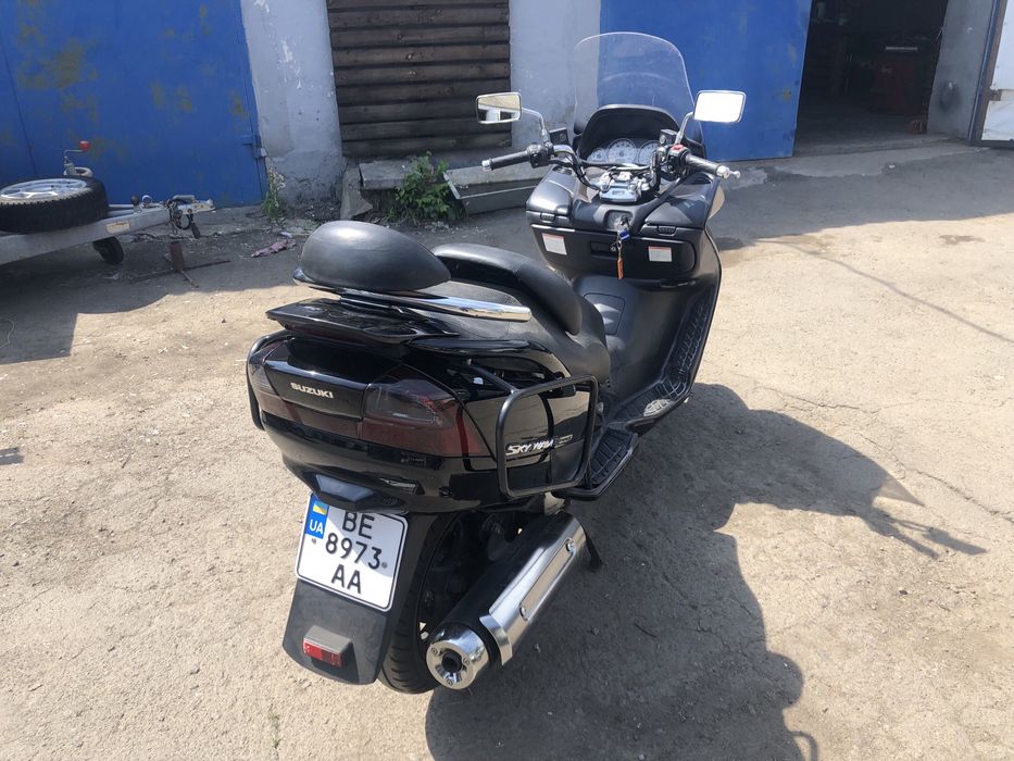 Suzuki skywave 400