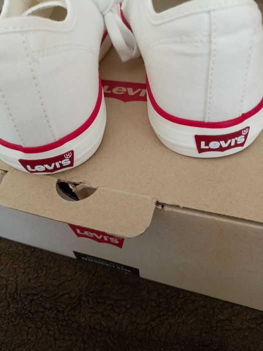 Trampki Levis 43 nowe